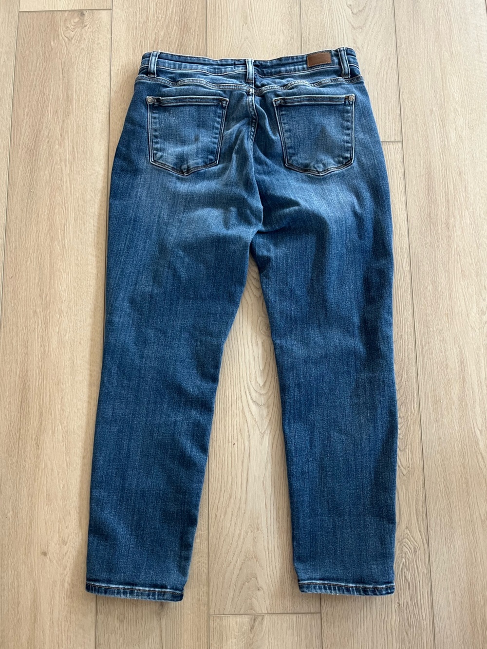 Judy Blue Women’s Slim Fit Straight Leg Denim Jeans Medium Wash Size 13/31 - Picture 2 of 8